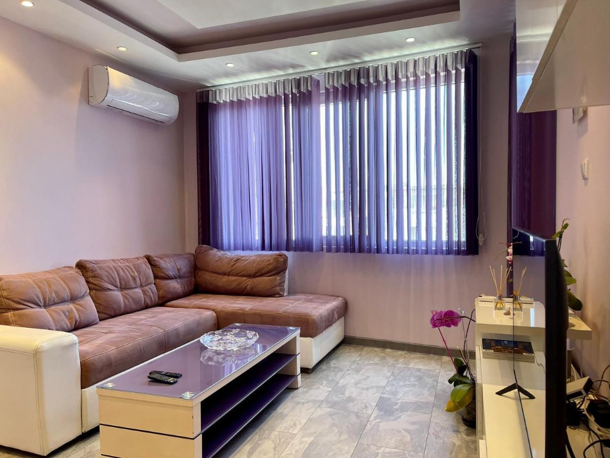 Апартамент Чаролит / Apartment Charoite Burgas Esterno foto
