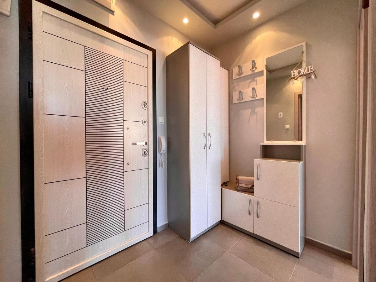 Апартамент Чаролит / Apartment Charoite Burgas Esterno foto