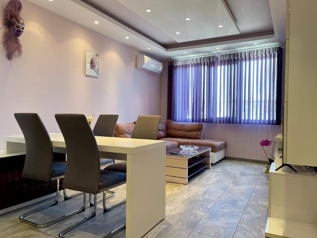 Апартамент Чаролит / Apartment Charoite Burgas Esterno foto